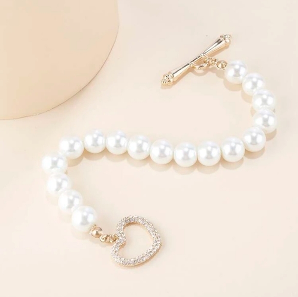 pearl and rhinestones bracelet - Picture 3 of 3